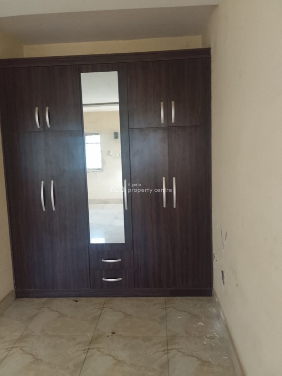 Serviced Three Bedrooms Flat, Jahi, Abuja, Flat / Apartment for Rent