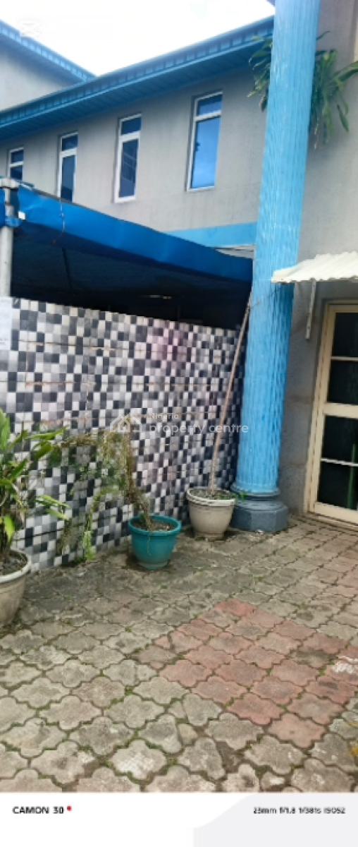 Luxury Hotel, Alakuko By Alimosho Side, Alimosho, Lagos, Hotel / Guest House for Sale