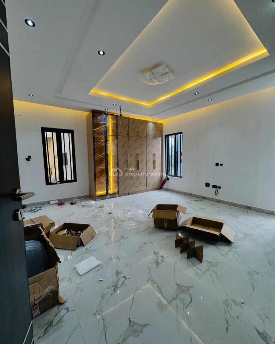 Stunning 5 Bedroom House Plus 2 Bqs in a Serene Location, Ikeja Gra, Ikeja, Lagos, Detached Duplex for Sale