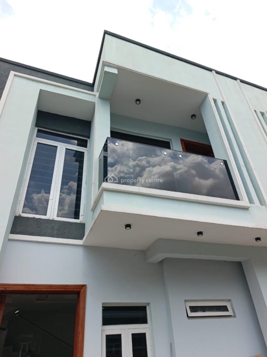 Distress 3-bedroom Semi-detached Duplex, Opebi, Ikeja, Lagos, Semi-detached Duplex for Sale