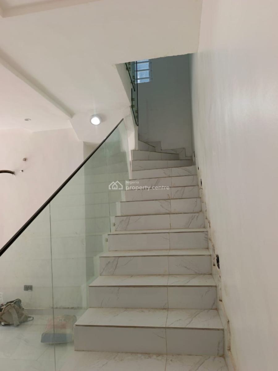 Distress 3-bedroom Semi-detached Duplex, Opebi, Ikeja, Lagos, Semi-detached Duplex for Sale