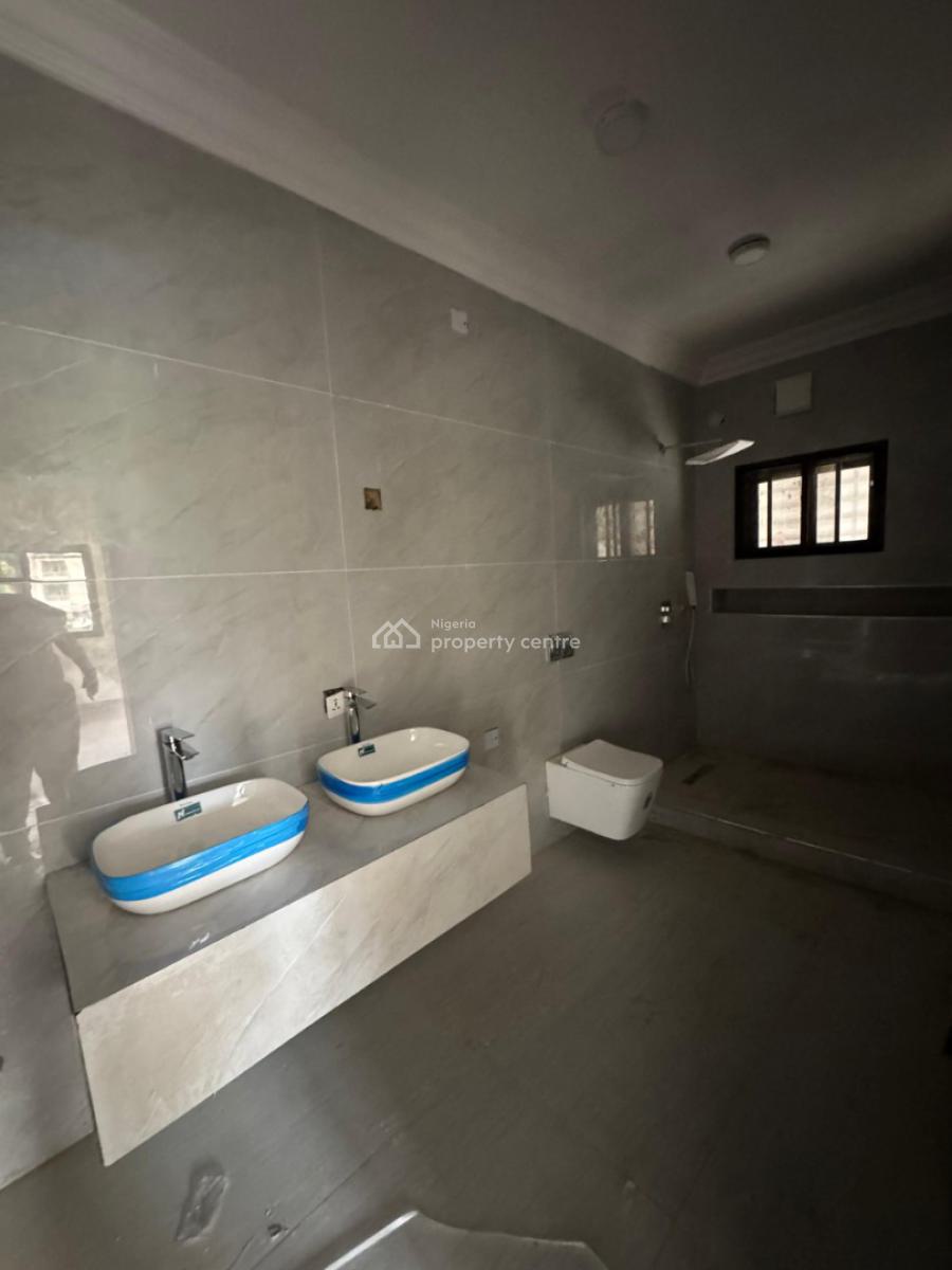 Well Maintained 3bedroom Apartment, Lekki Phase 1, Lekki, Lagos, Flat / Apartment for Rent
