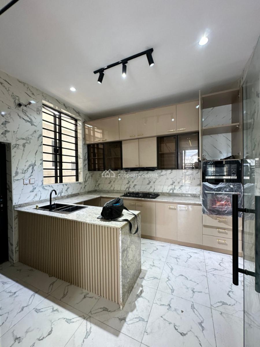 4 Bedrooms Semi-detached Duplex, Ikota, Lekki, Lagos, Semi-detached Duplex for Sale