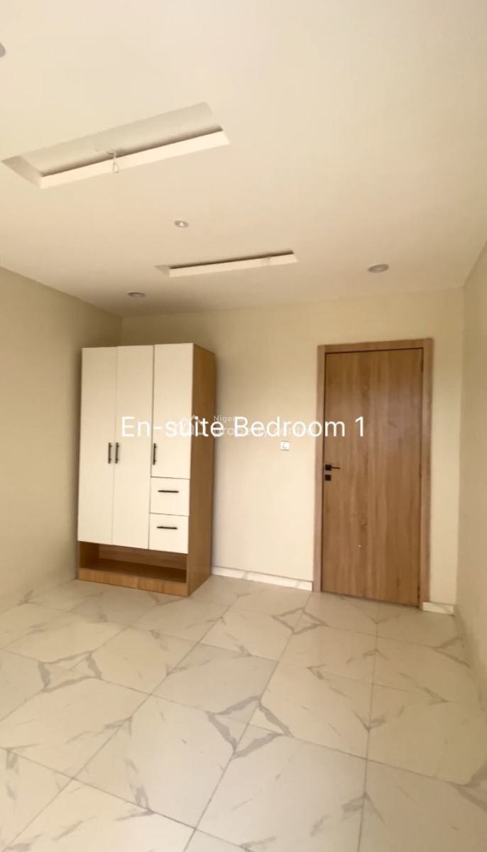 3 Bedrooms Apartment, Abijo G.r.a, Abijo, Lekki, Lagos, Flat / Apartment for Sale