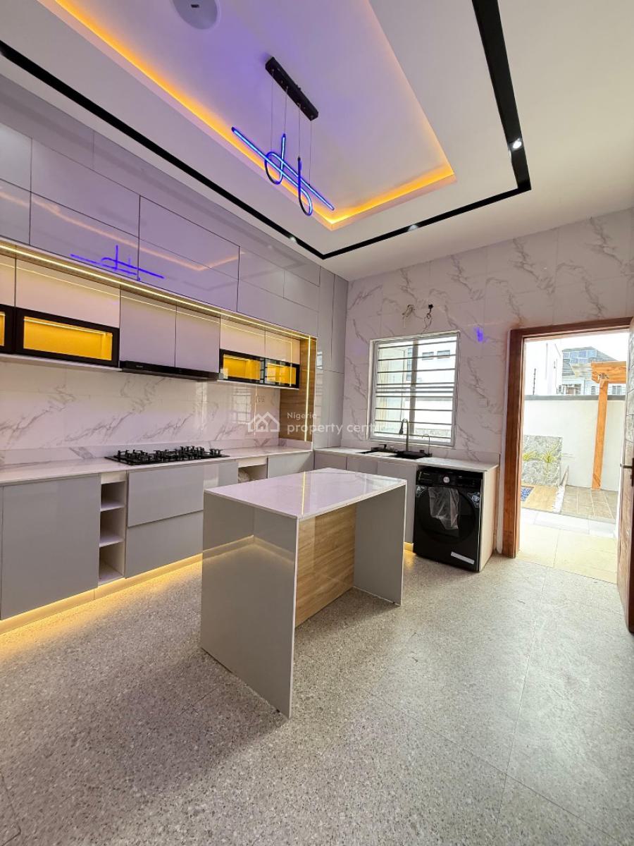 5 Bedrooms Detached Duplex with Cinema, Chevron, Lekki Phase 1, Lekki, Lagos, Detached Duplex for Sale