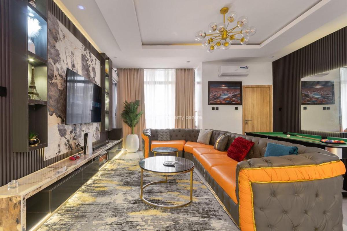 Available From Today -- Luxury 3-bedroom Apartment in Lekki, Lekki Phase 1, Lekki, Lagos, Flat / Apartment Short Let