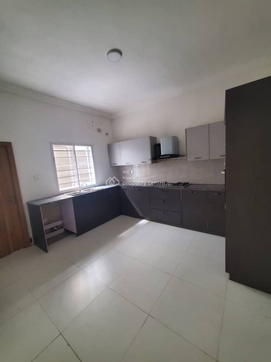 Massive Standard 3-bedroom Terrace Duplex with Bq, Orchid, Lekki, Lagos, Terraced Duplex for Rent