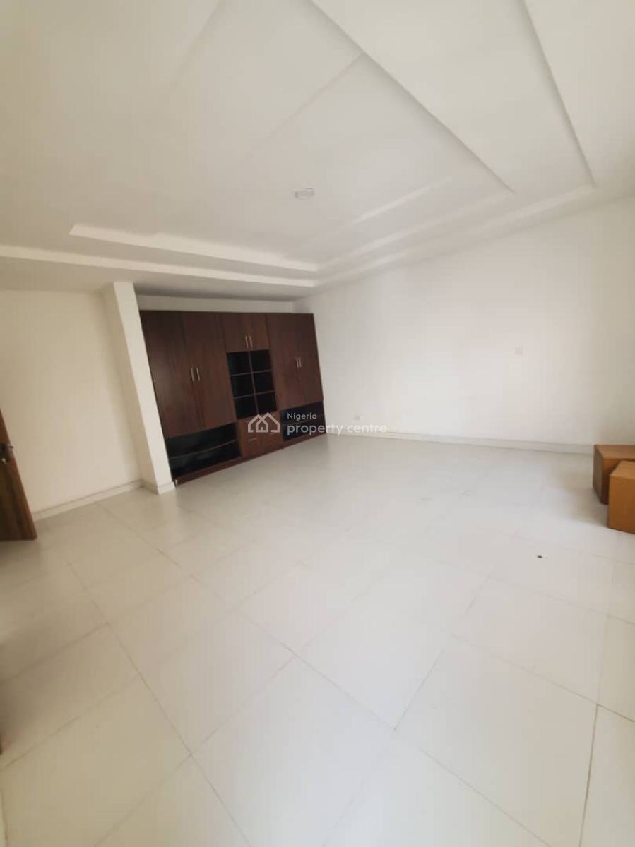 Massive Standard 3-bedroom Terrace Duplex with Bq, Orchid, Lekki, Lagos, Terraced Duplex for Rent