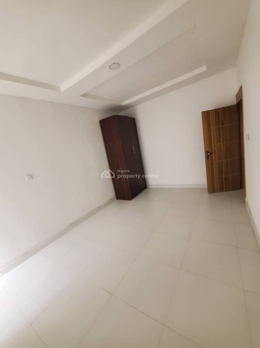 Massive Standard 3-bedroom Terrace Duplex with Bq, Orchid, Lekki, Lagos, Terraced Duplex for Rent