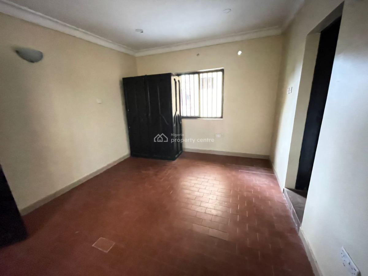 Spacious 2-bedroom Apartment, Lekki Phase 1, Lekki, Lagos, Flat / Apartment for Rent