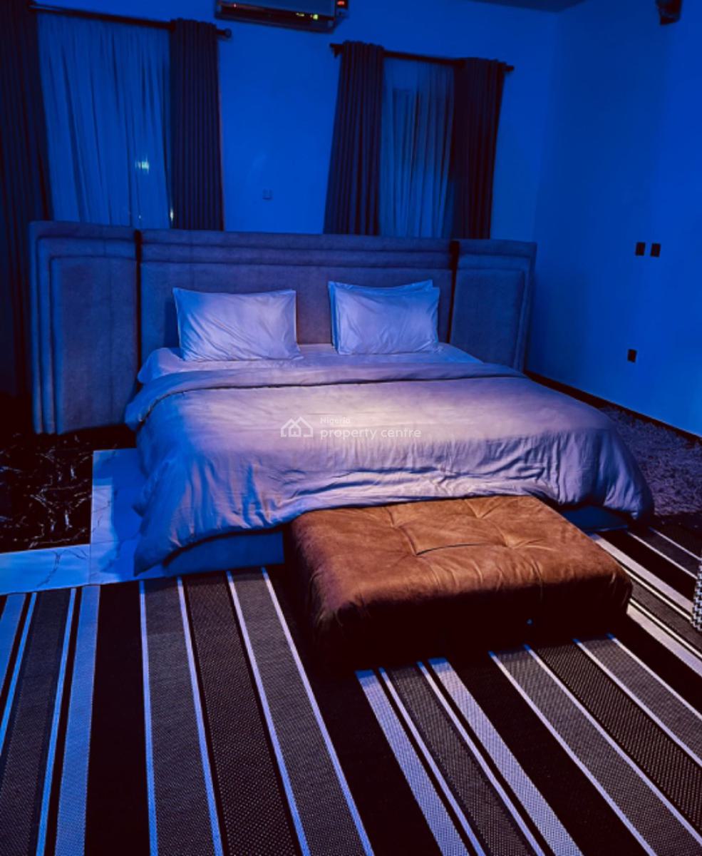 Cozy Luxury Studio Apartment with Wi-fi, Xbox & Balcony, Ikate, Lekki, Lagos, Self Contain (single Rooms) Short Let