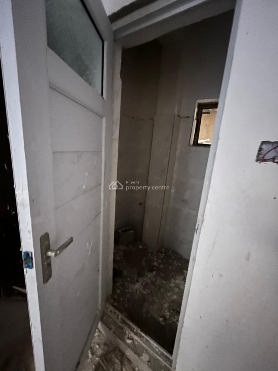 Luxury 2 Bedroom Apartment with Modern Facilities, Alagomeji, Yaba, Lagos, Flat / Apartment for Sale