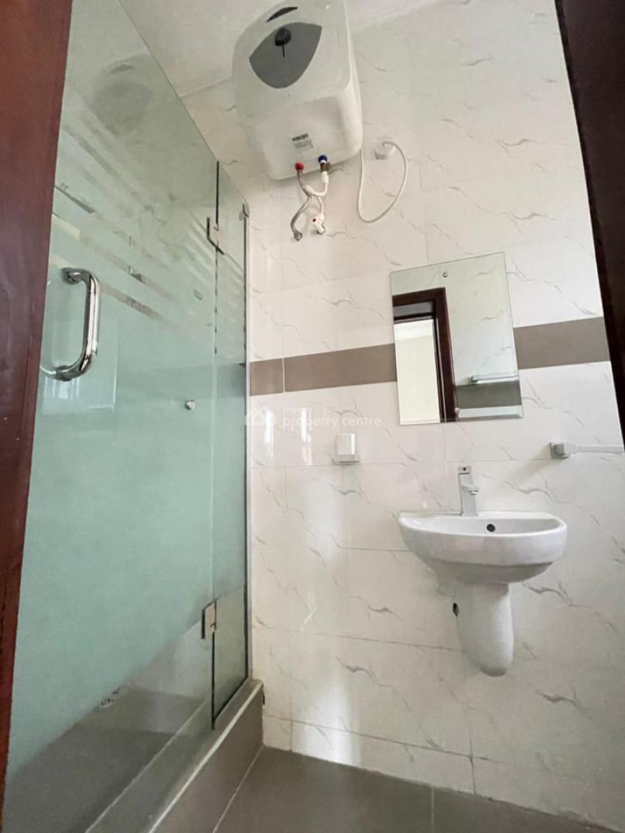 3 Bedrooms Apartment Available, Freedom Way, Lekki, Lagos, Flat / Apartment for Rent