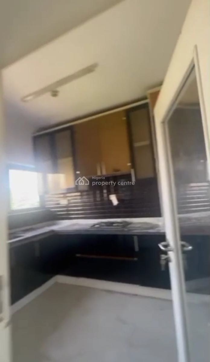 Fully Serviced 3 Bedroom Apartment Available, Osapa, Lekki, Lagos, Flat / Apartment for Rent