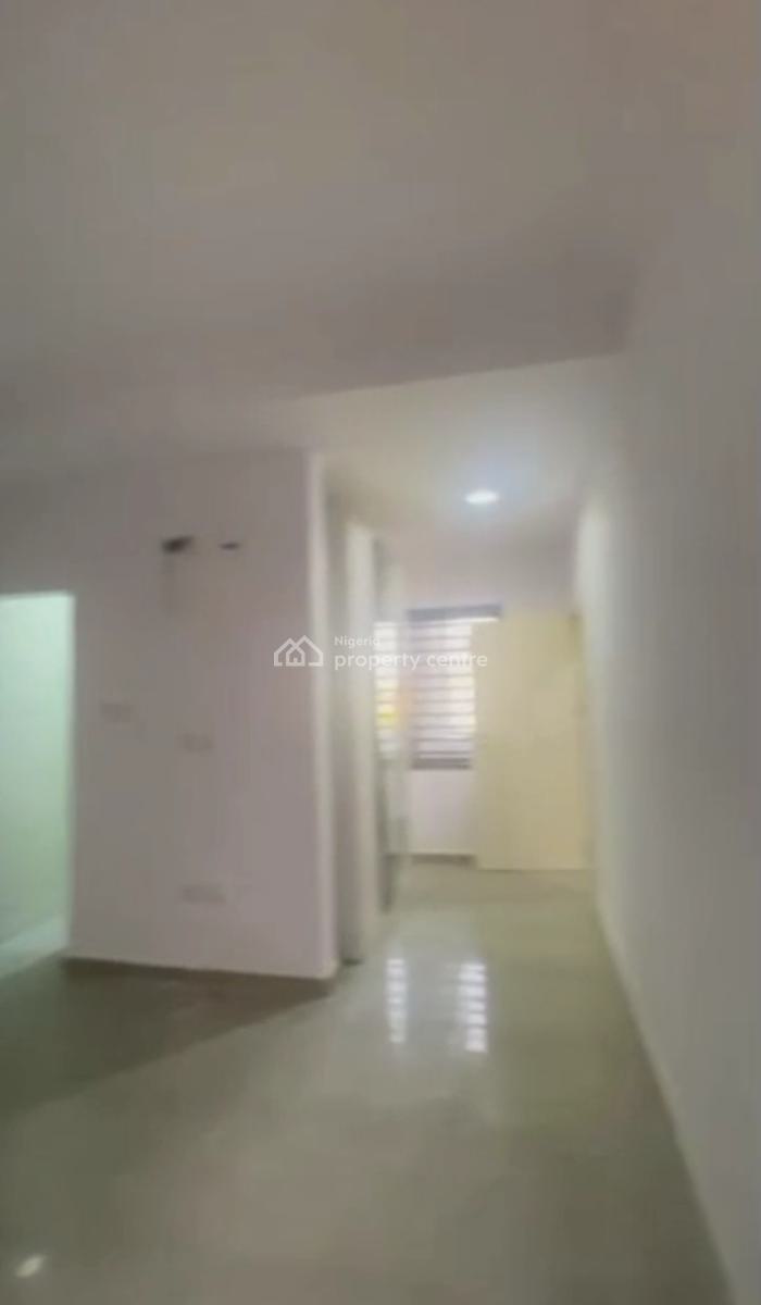 Fully Serviced 3 Bedroom Apartment Available, Osapa, Lekki, Lagos, Flat / Apartment for Rent