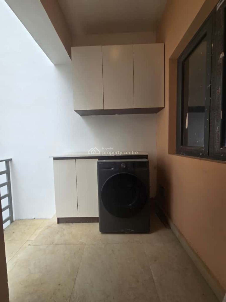 4 Bedrooms Semi Detached Duplex, Maryland, Lagos, Semi-detached Duplex for Sale