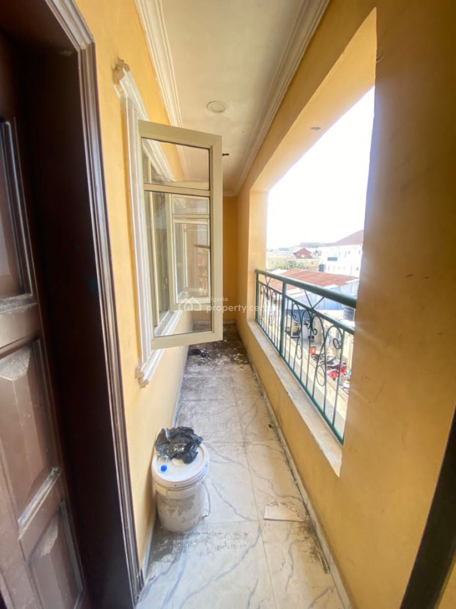 Well Maintained Ensuit 2 Bedroom Spacious Upstairs, Salem, Ilasan, Lekki, Lagos, Flat / Apartment for Rent