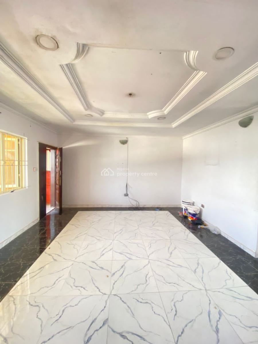Well Maintained Ensuit 2 Bedroom Spacious Upstairs, Salem, Ilasan, Lekki, Lagos, Flat / Apartment for Rent