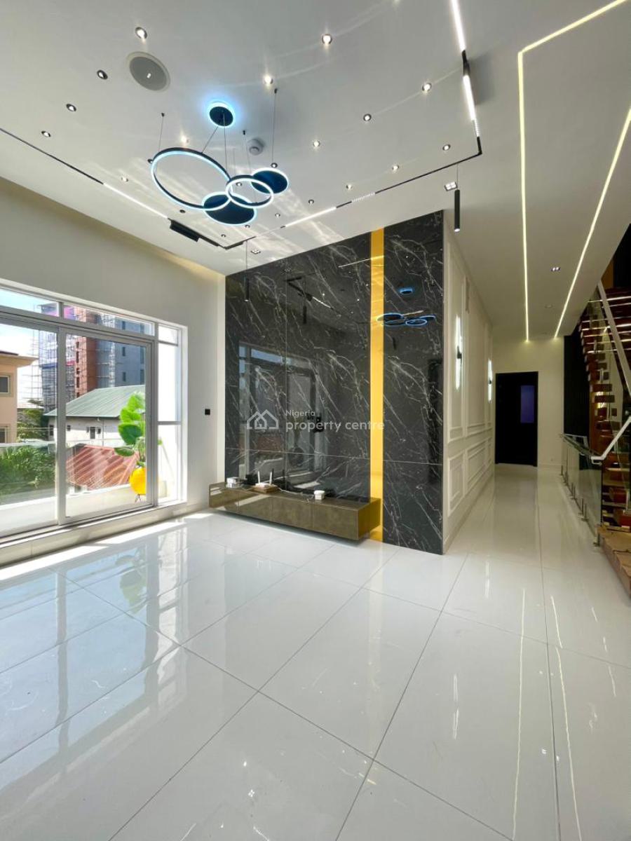 Exquisite 5-bedroom Luxury Home with Gym, Cinema, and Rooftop Terrace, Lekki Phase 1, Lekki, Lagos, Detached Duplex for Sale