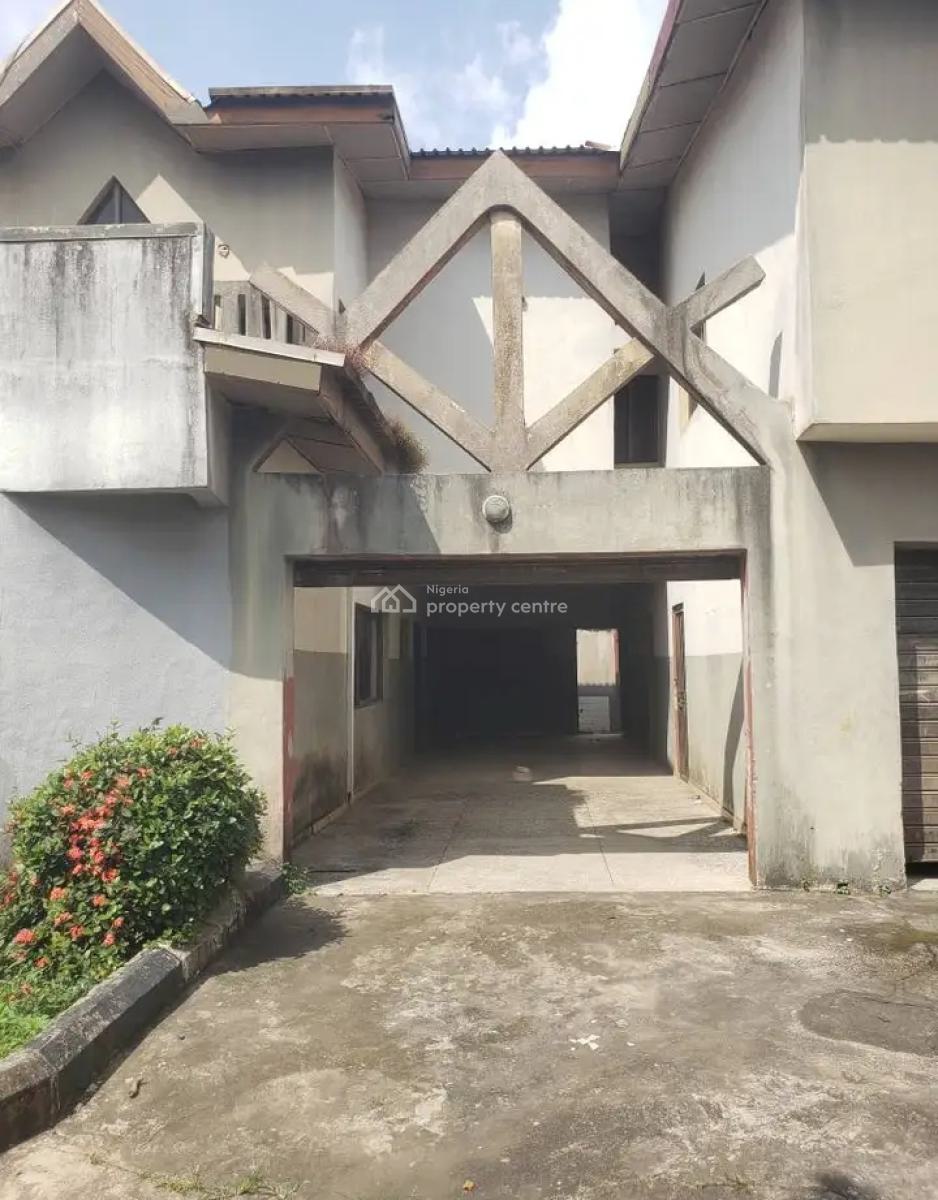 Well Structured 8 Bedroom Detached Duplex with 2 Bqs, Gowon Estate, Egbeda, Alimosho, Lagos, Detached Duplex for Sale