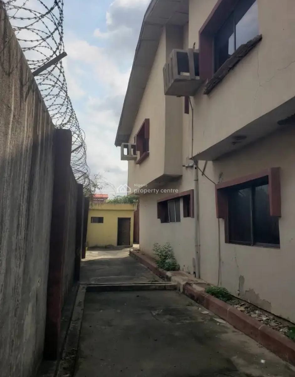 Well Structured 8 Bedroom Detached Duplex with 2 Bqs, Gowon Estate, Egbeda, Alimosho, Lagos, Detached Duplex for Sale