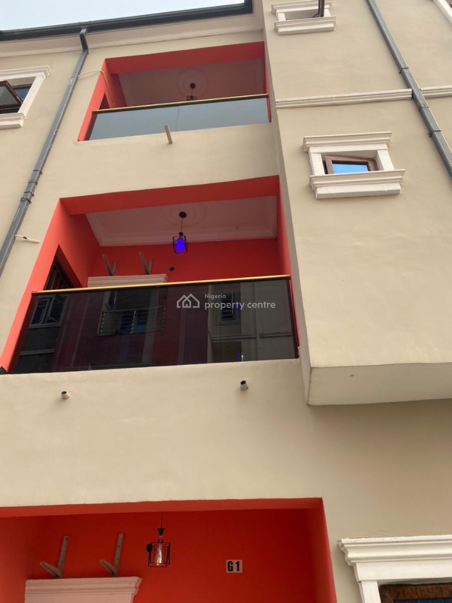 an Executive Two Bedroom Flat, Value County Gate Before Novare Shoprite, Ajah, Lagos, Flat / Apartment for Rent