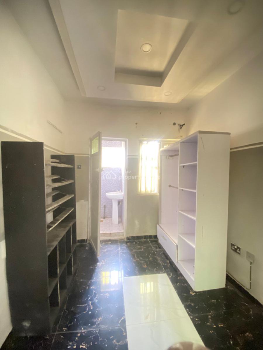 Sharp and Spacious 2 Bedroom Flat, Abraham Adesanya, Ajah, Lagos, Flat / Apartment for Rent