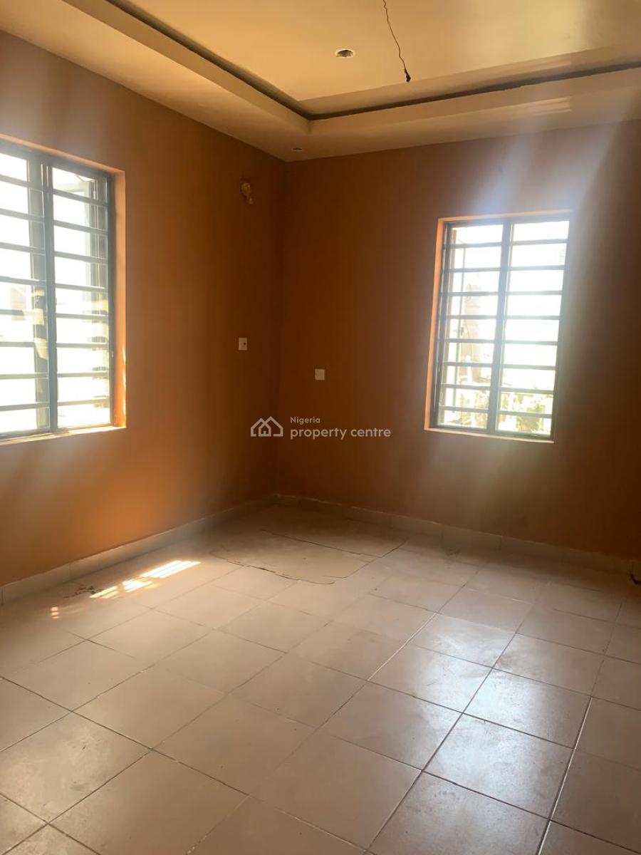 3-bedroom Apartment on First Floor, Ologolo, Lekki, Lagos, Flat / Apartment for Rent