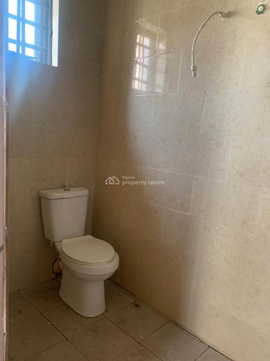 3-bedroom Apartment on First Floor, Ologolo, Lekki, Lagos, Flat / Apartment for Rent