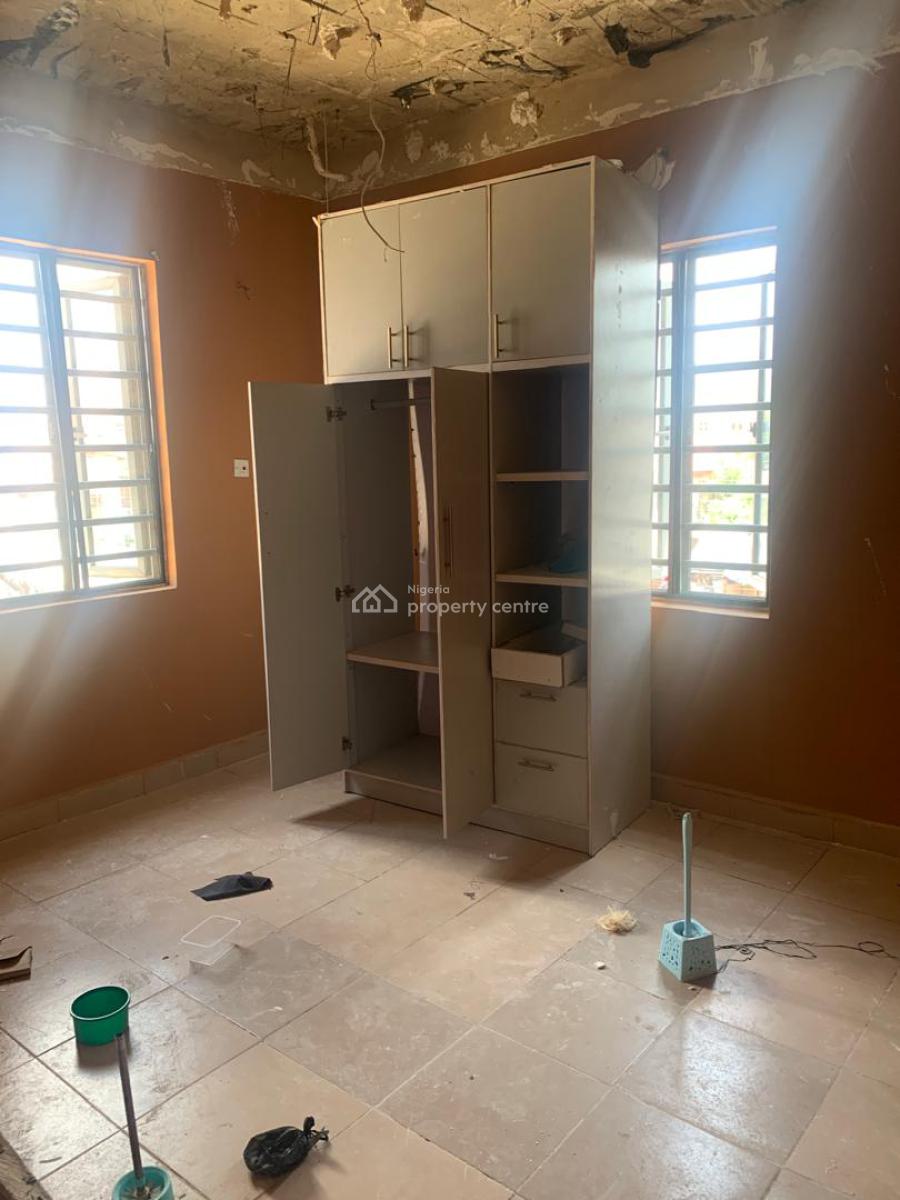 3-bedroom Apartment on First Floor, Ologolo, Lekki, Lagos, Flat / Apartment for Rent