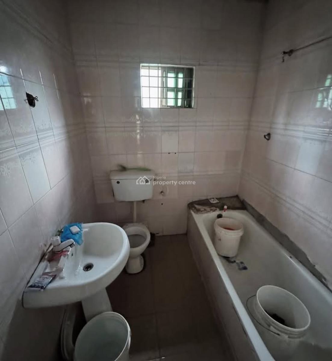 5 Bedrooms Detached Duplex on Distress, Stadium Road, Rumuomasi, Port Harcourt, Rivers, Detached Duplex for Sale