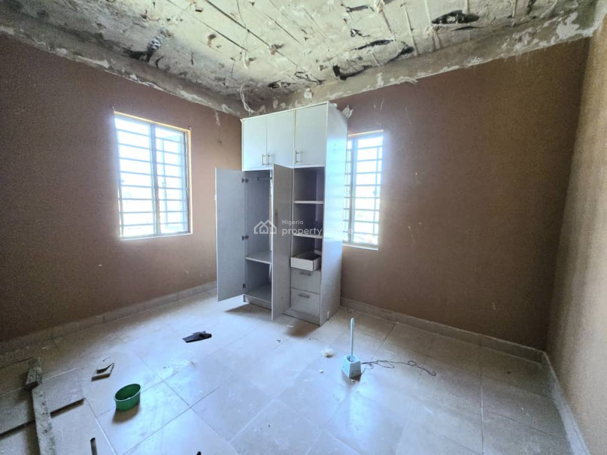 Self Service 3 Bedroom Apartment, Ologolo, Lekki, Lagos, Flat / Apartment for Rent