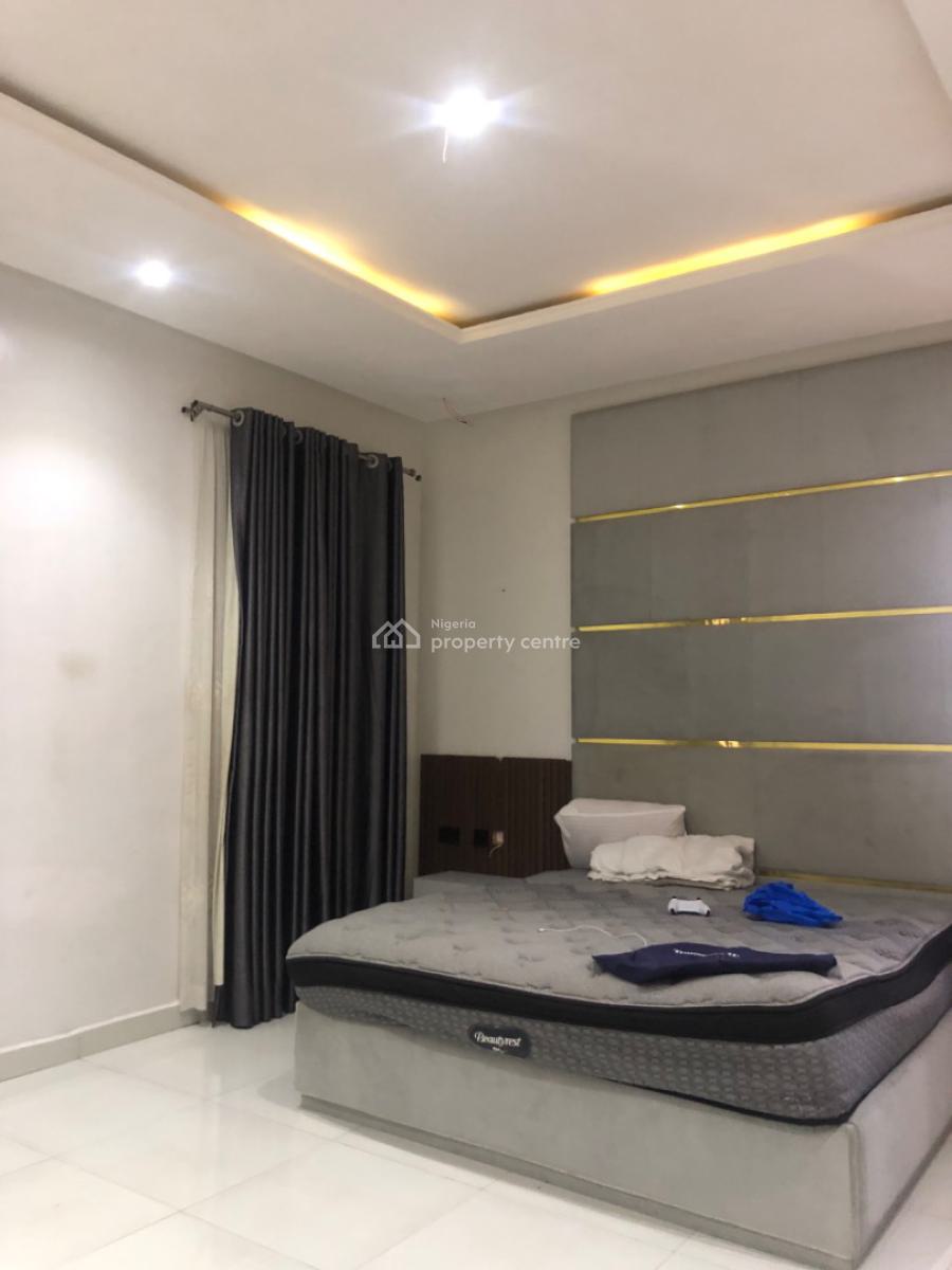 3 Bedroom with a Bq, Ologolo, Lekki, Lagos, Flat / Apartment for Rent