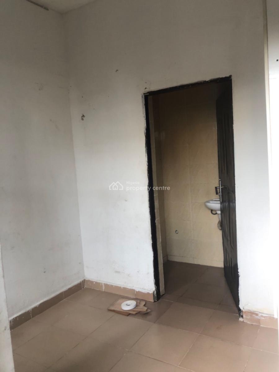 3 Bedroom with a Bq, Ologolo, Lekki, Lagos, Flat / Apartment for Rent