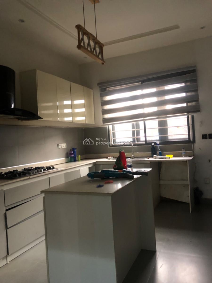 3 Bedroom with a Bq, Ologolo, Lekki, Lagos, Flat / Apartment for Rent