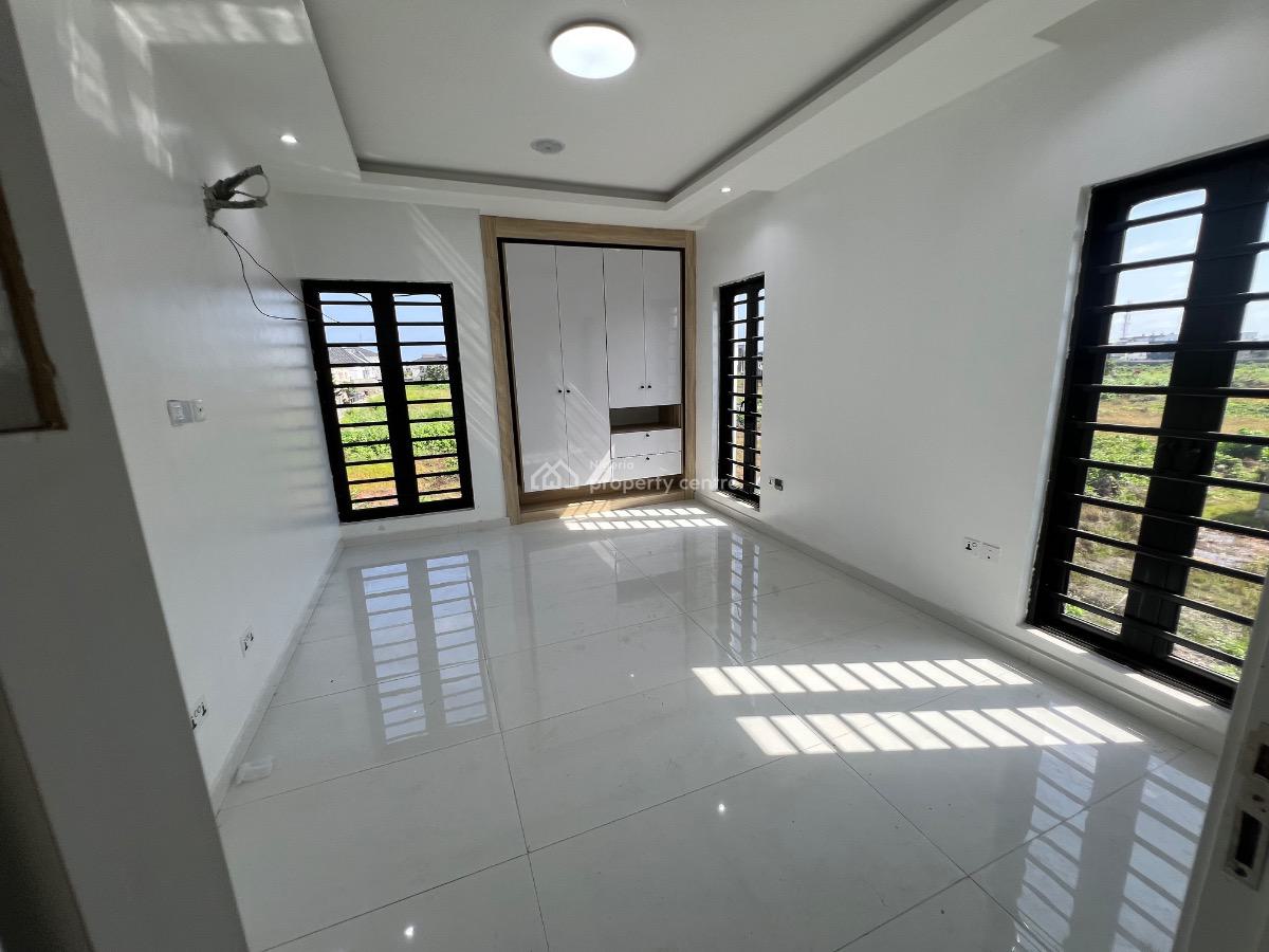 Tastefully Finished 6 Bedrooms Detached House with Cinema & Pool, Royal Garden, Ajah, Lagos, Detached Duplex for Sale