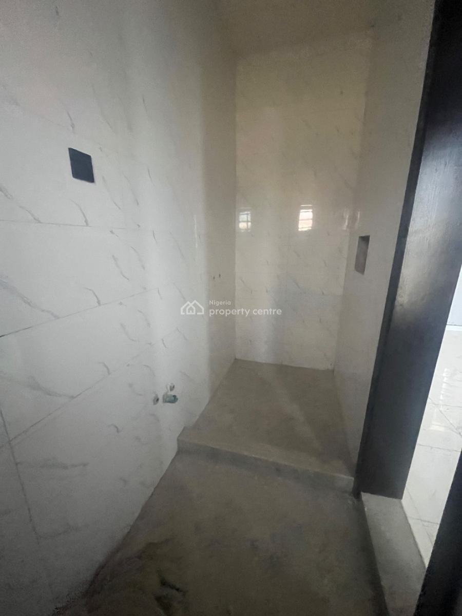 2 Bedroom Flat, Peace Land Estate, Ogombo, Ajah, Lagos, Flat / Apartment for Rent