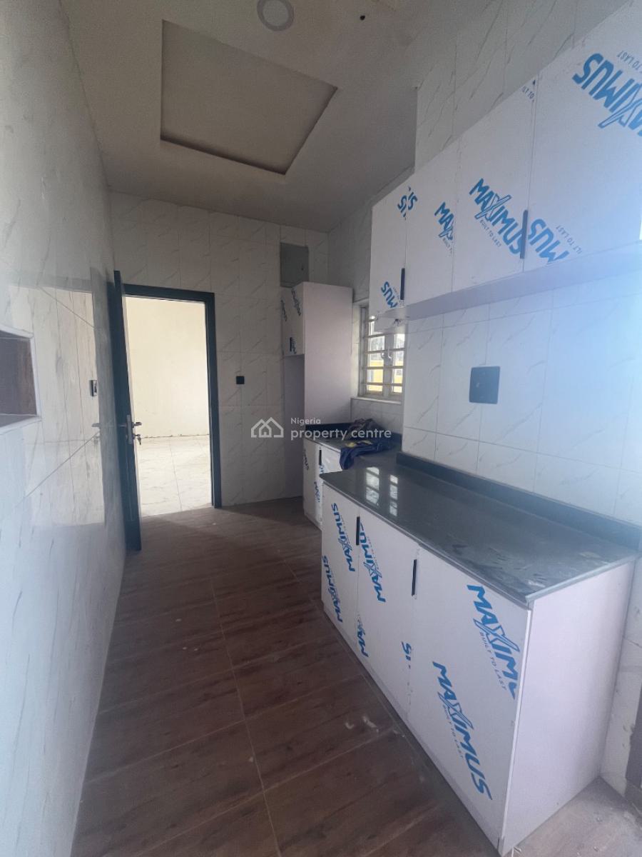 2 Bedroom Flat, Peace Land Estate, Ogombo, Ajah, Lagos, Flat / Apartment for Rent