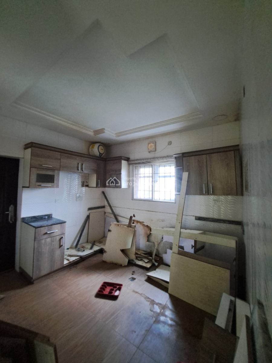 Spacious 3 Bedroom Flat, Jahi, Abuja, Flat / Apartment for Rent