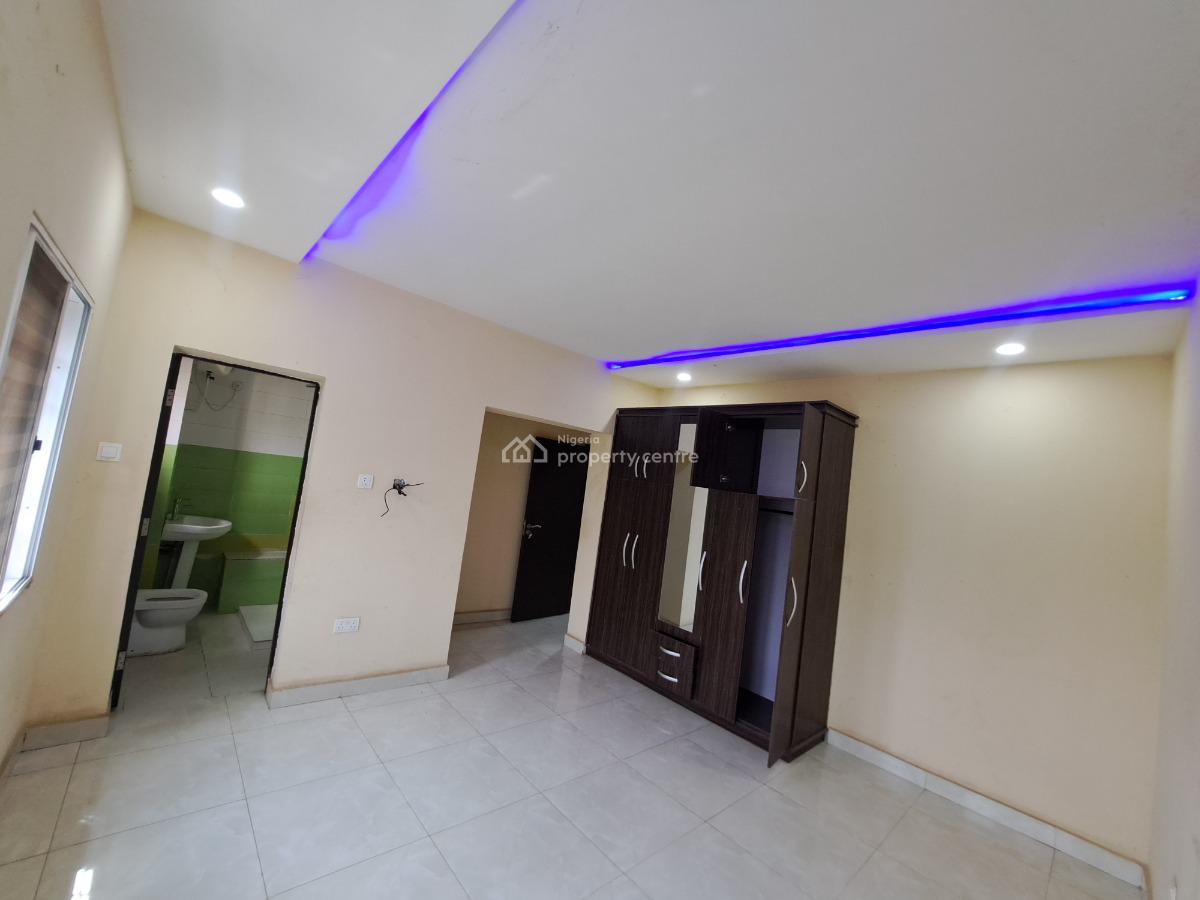 Spacious 3 Bedroom Flat, Jahi, Abuja, Flat / Apartment for Rent