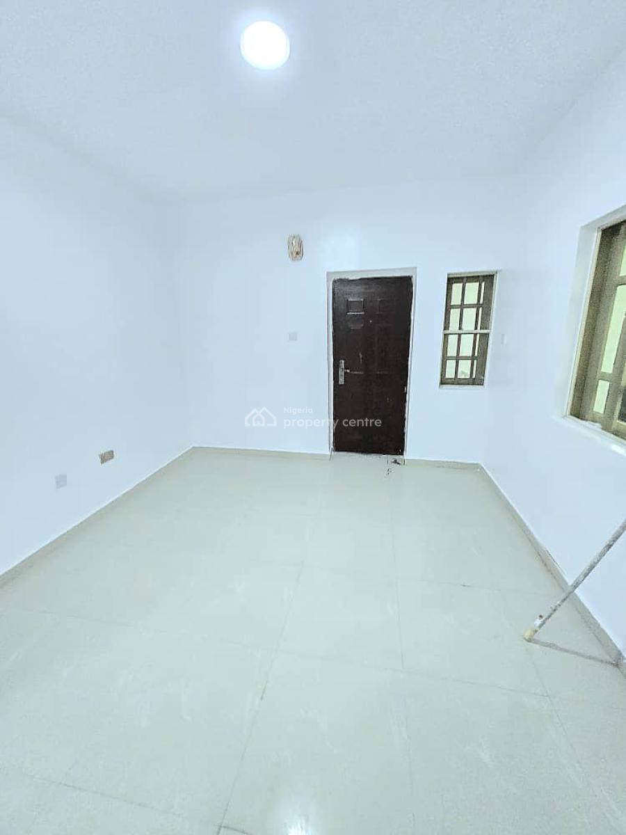 Newly Refurbished 3 Bedroom Apartment, Ikate Elegushi, Lekki, Lagos, Flat / Apartment for Sale