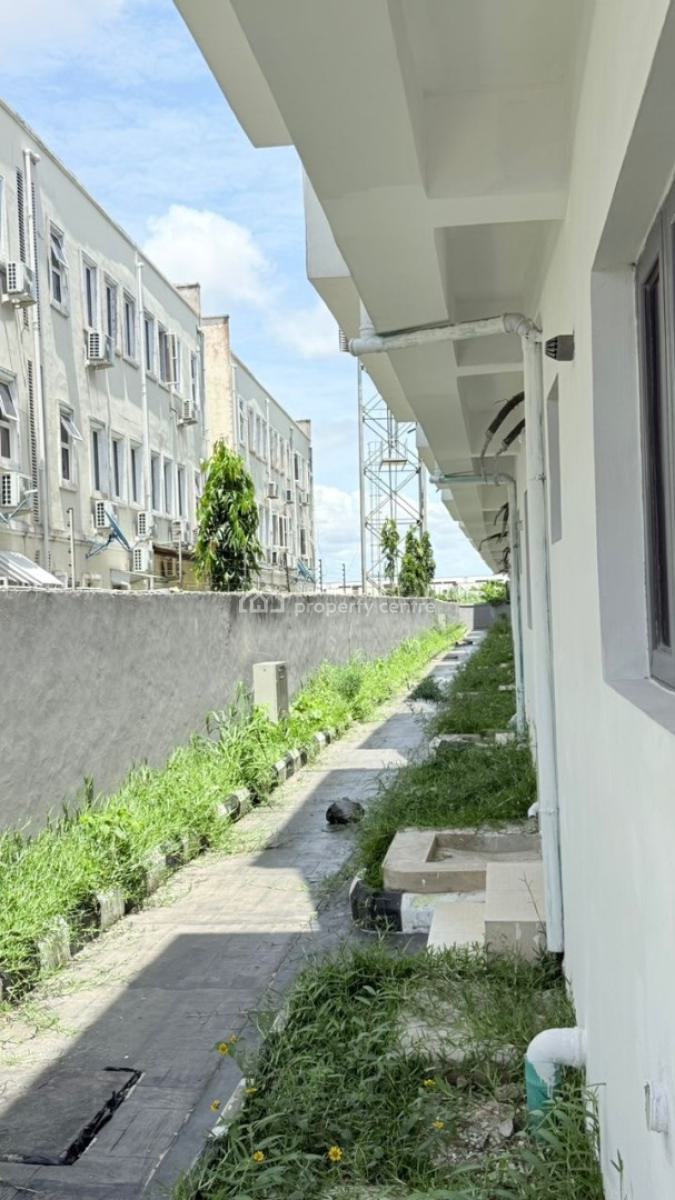 Four Bedroom Terrace Duplex, Admiralty, Lekki Phase 1, Lekki, Lagos, Terraced Duplex for Rent