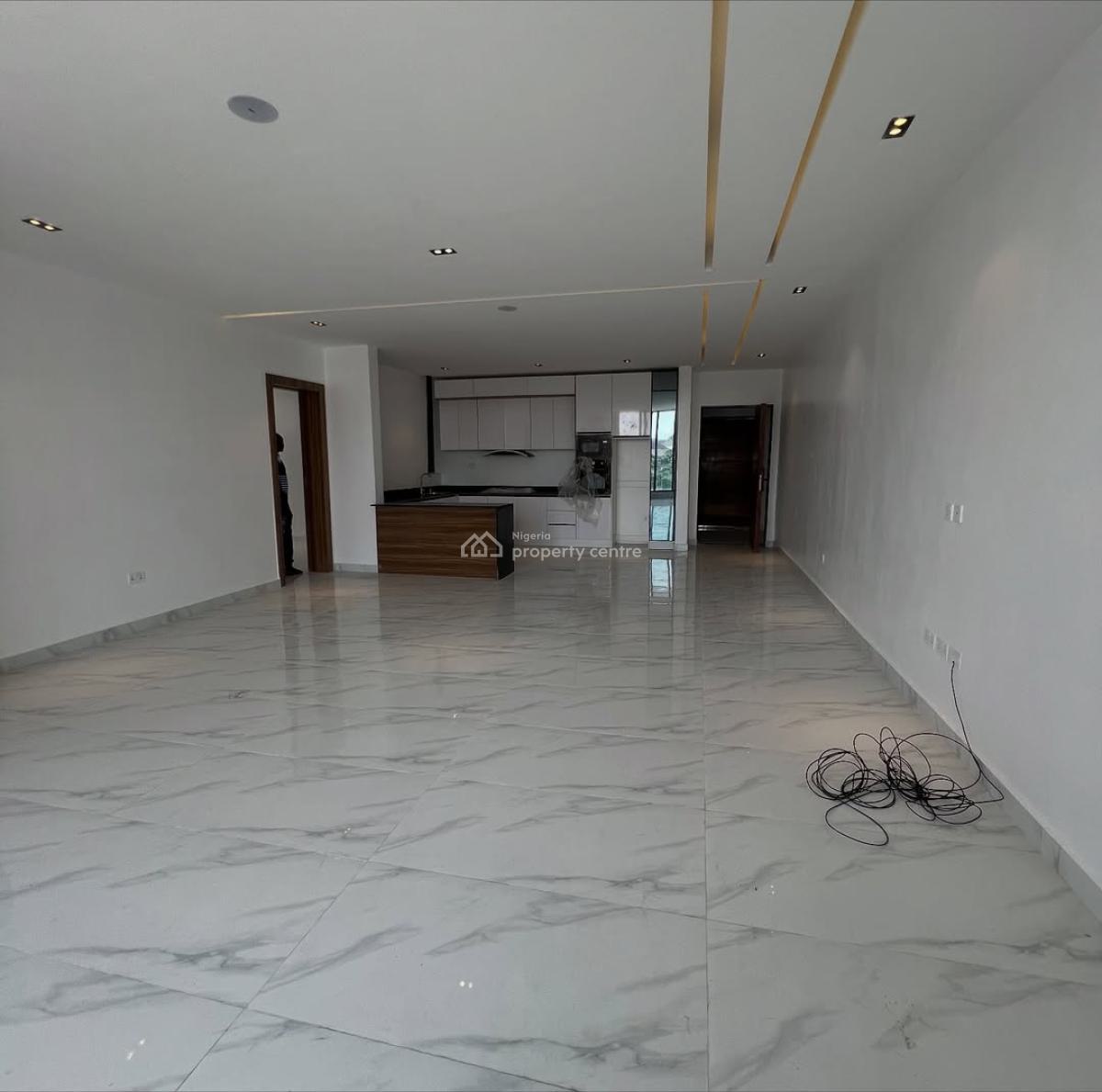 Luxury 2 Bedroom Apartment, Lekki Phase 1, Lekki, Lagos, Flat / Apartment for Sale