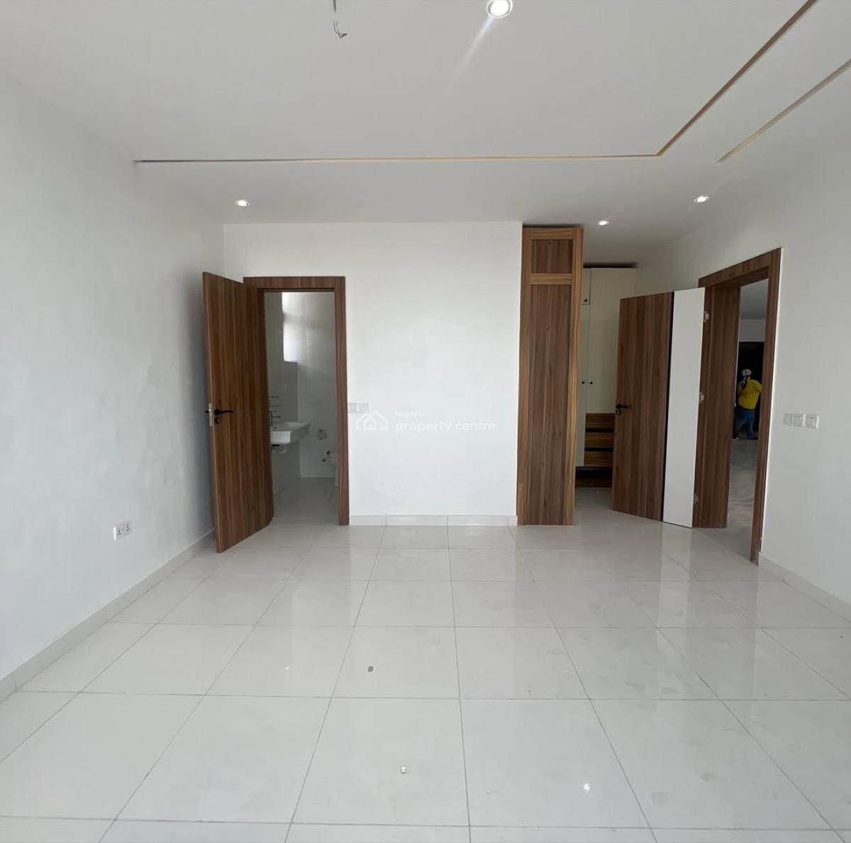 Luxury 2 Bedroom Apartment, Lekki Phase 1, Lekki, Lagos, Flat / Apartment for Sale