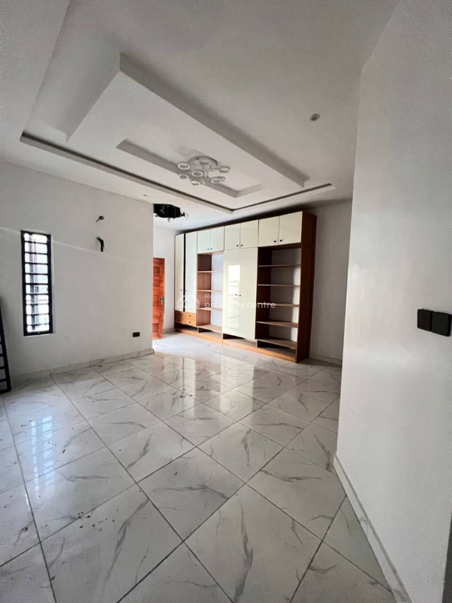 a 4 Bedroom Semi Detached House, Ologolo, Lekki, Lagos, Semi-detached Duplex for Sale