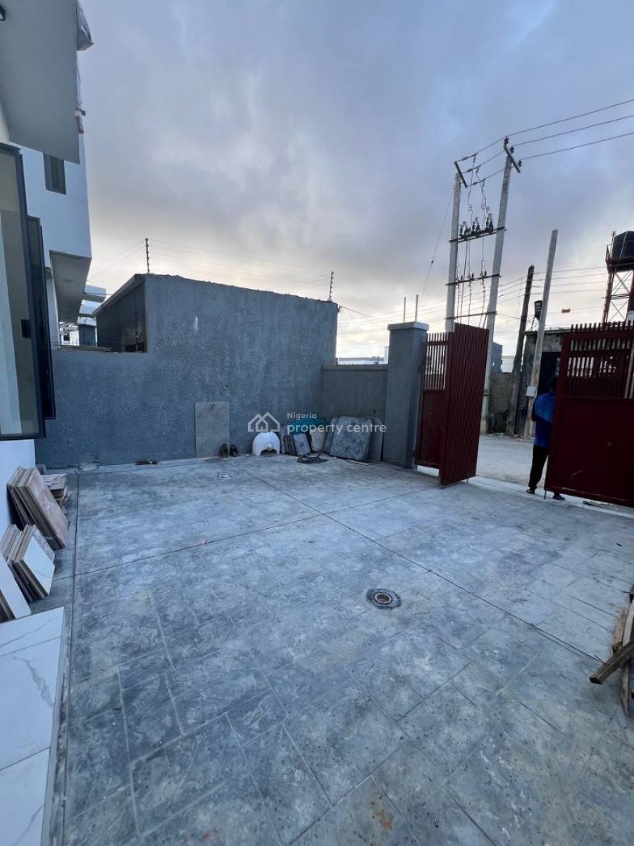 a 4 Bedroom Semi Detached House, Ologolo, Lekki, Lagos, Semi-detached Duplex for Sale
