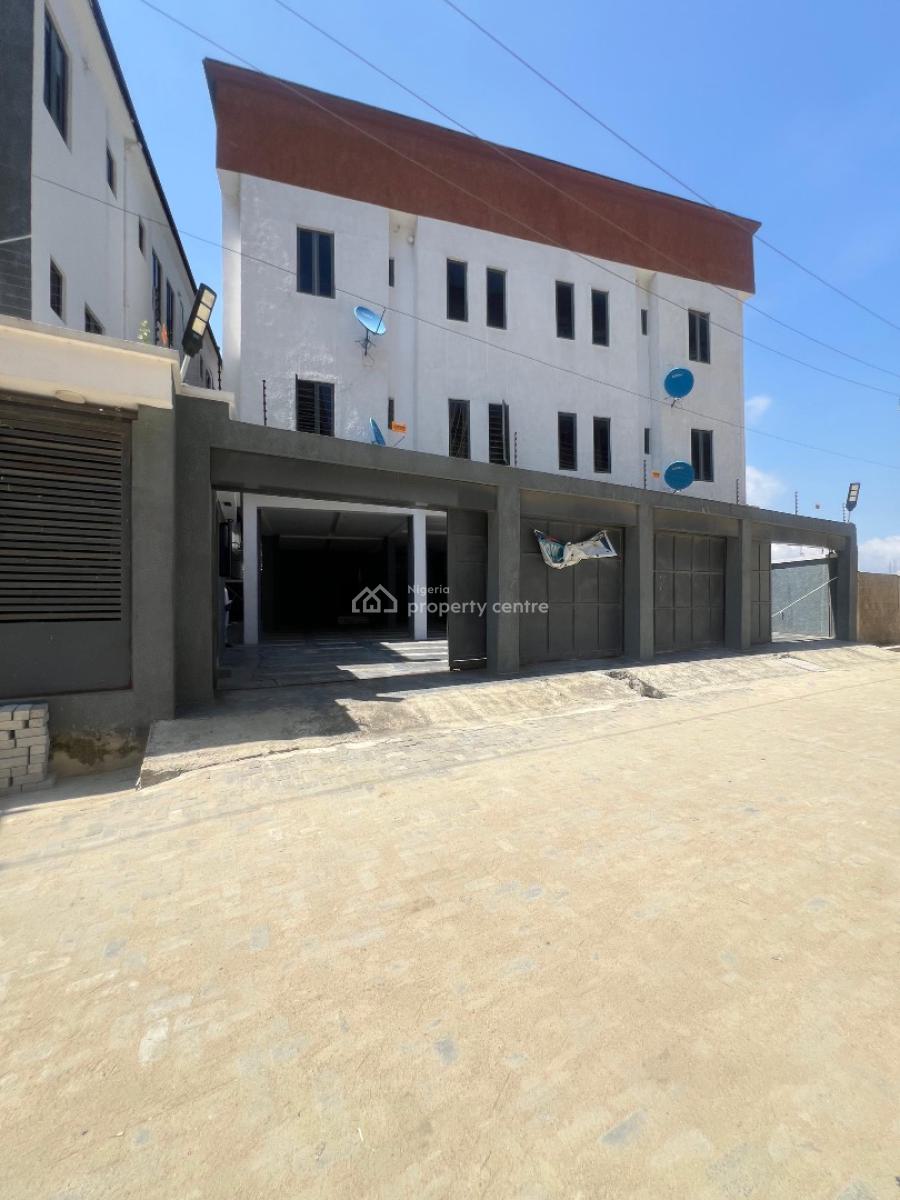 Beautiful 2 Bedroom Apartment, Lekki Phase 1, Lekki, Lagos, Flat / Apartment for Sale