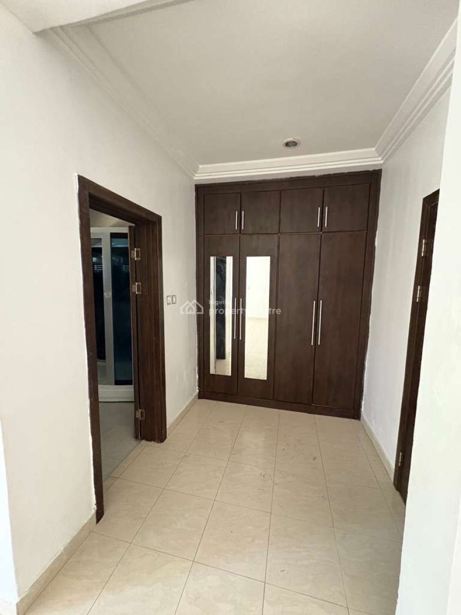 12 Units of Well Maintained 3 Bedroom Apartment, Victoria Island (vi), Lagos, Flat / Apartment for Rent