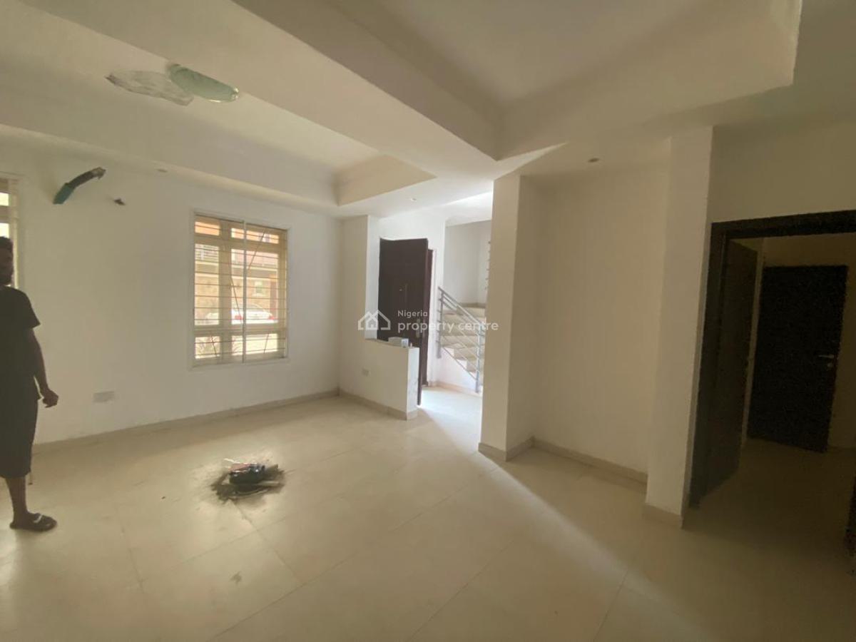 Vacant 4 Bedrooms Terraced Duplex, Hi Life Estate, Ogombo, Ajah, Lagos, Terraced Duplex for Sale