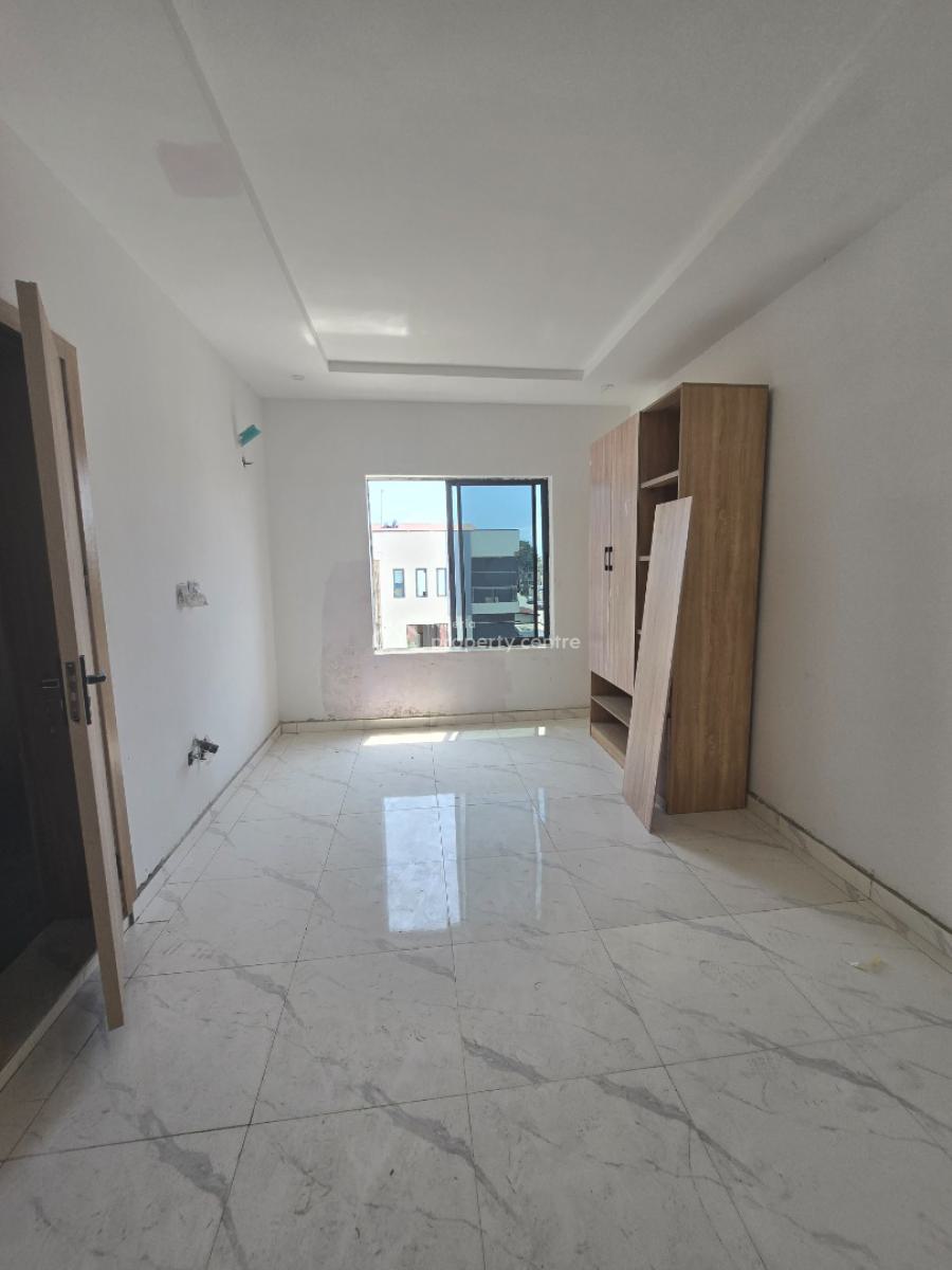 2 Bedrooms Luxury Apartment, Ilasan, Lekki, Lagos, Flat / Apartment for Sale